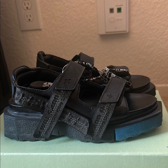 Off-White Black Sandals - Picture 4 of 10